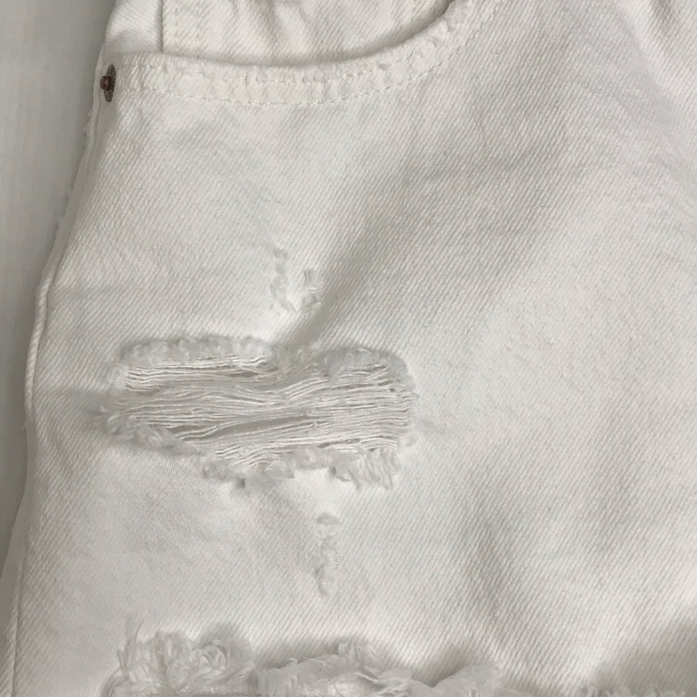 Levi’s 501 Women’s White Shorts Size 27 - Picture 11 of 15